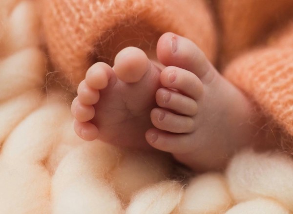 Более тысячи новорожденных появились на свет в Тюмени в июне