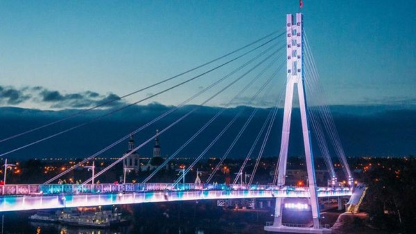 Тюменцы в&nbsp;День города смогут увидеть радугу на&nbsp;Мосту Влюбленных 