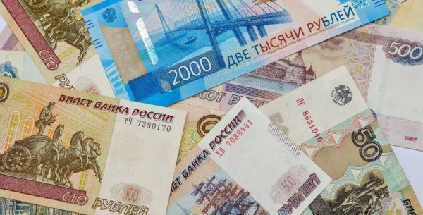 В Увате вахтовик отдал лжебанкиру почти сто тысяч рублей