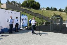 Большой турниковый комплекс появился на набережной в Тюмени