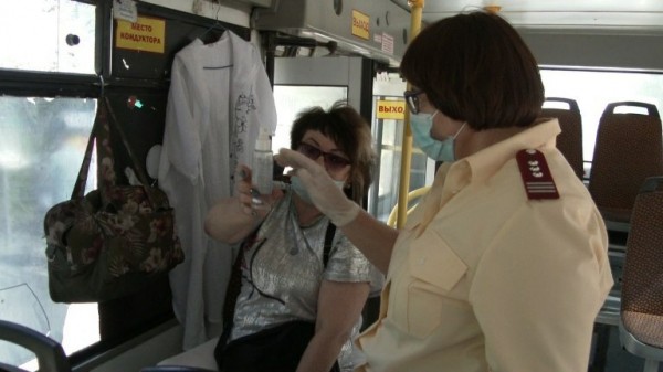 Соблюдение мер профилактики COVID-19 проверили в тюменском транспорте
