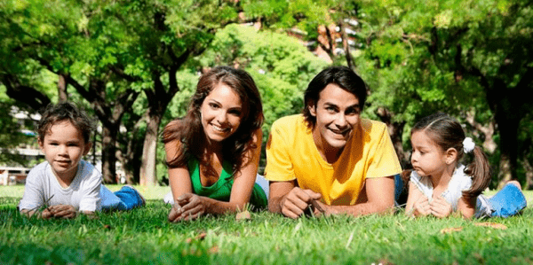 Ценить своих близких призвал Александр Моор в День семьи, любви и верности