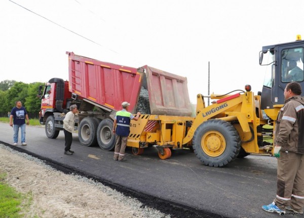 Десять километров региональной трассы отремонтируют в Уватском районе