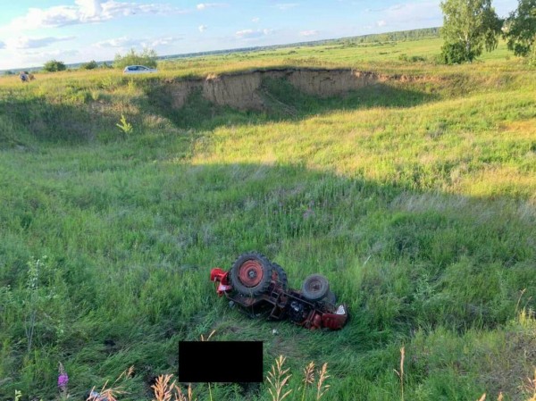 Водитель трактора погиб в ДТП в селе Кулаково