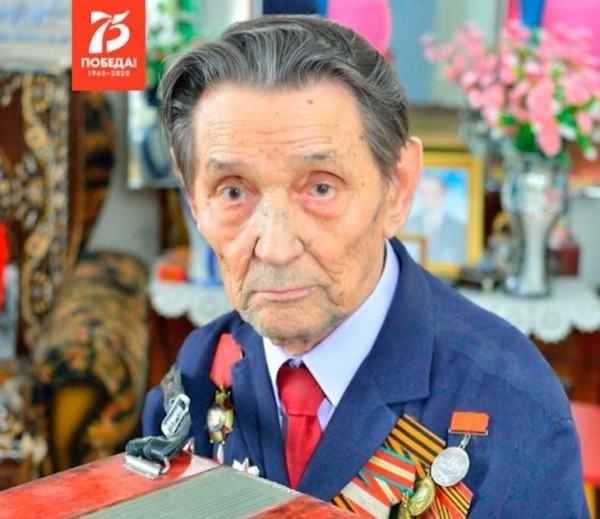 Александр Моор рассказал в соцсетях о ветеране из Тобольска