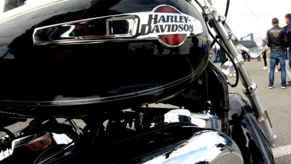 Под Тюменью погиб мотоциклист на Harley-Davidson Под Тюменью погиб мотоциклист на Harley-Davidson