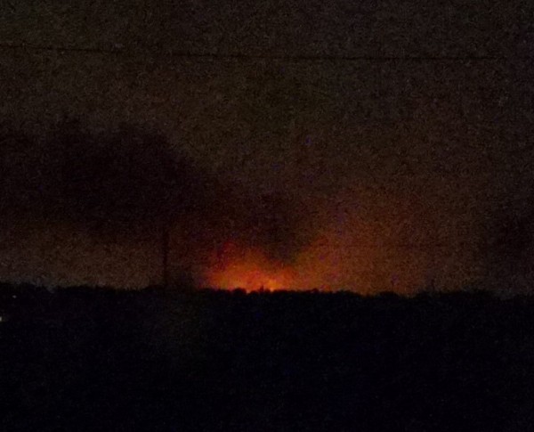 В деревне под Тюменью из-за удара молнии загорелся дом 