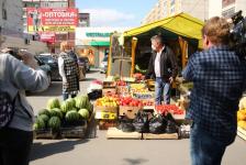 Скупой платит трижды: тюменцам рассказали, что не так с нелегальной уличной торговлей