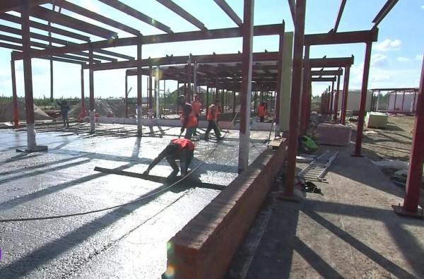 Инфекционный госпиталь в&nbsp;Новом Уренгое готов наполовину