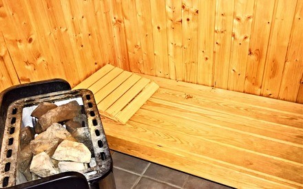 Александр Моор разрешил мыться в общественных банях 