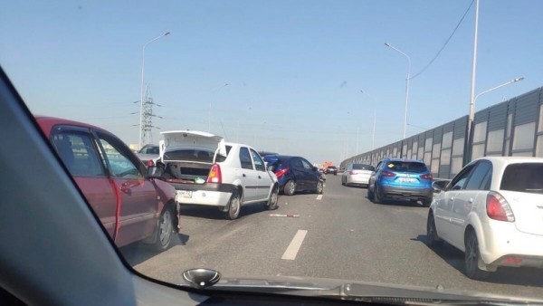 Авария перекрыла движение в&nbsp;тюменских микрорайонах 