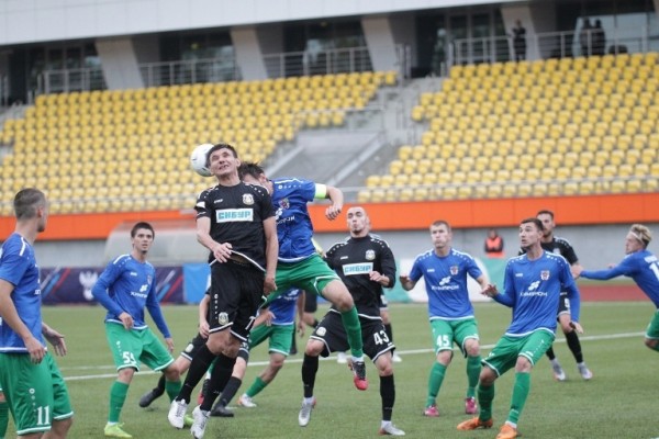 Футболисты "Тюмени" уступили соперникам из Перми 