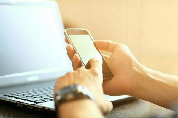 Мошенница из соцсетей обманула жительницу Ишима 