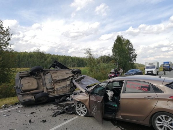 Семья из Тюмени пострадала в ДТП под Ирбитом