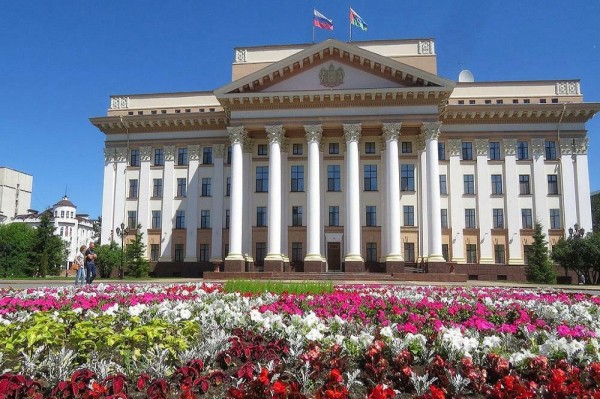 Александр Моор: нужно выводить региональную экономику на докризисный уровень Александр Моор: нужно выводить региональную экономику на докризисный уровень