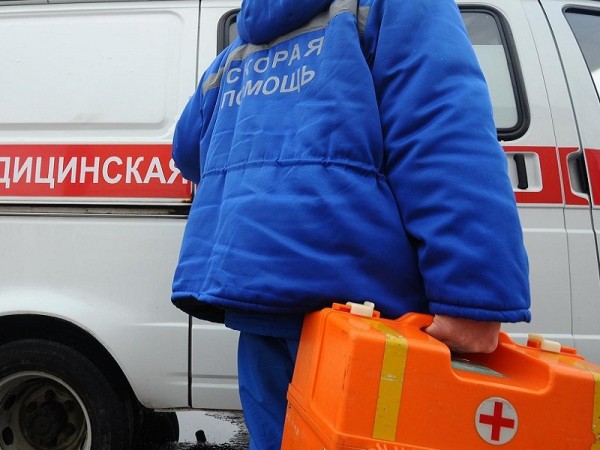 
Если скачет давление, то поможет врач из поликлиники
