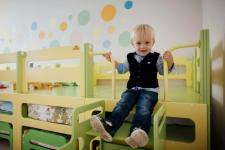 Александр Моор поздравил работников сферы дошкольного образования с праздником