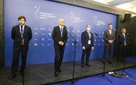 Нефтяные компании сделали тюменским предприятиям заказов на 100 млрд рублей