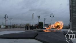 Представители зарубежных государств возложили цветы к Вечному огню в Тюмени