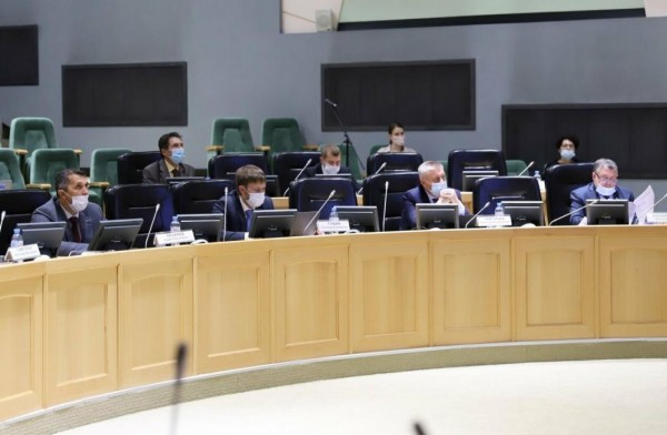 Тюменские депутаты обсудили расселение аварийного жилья