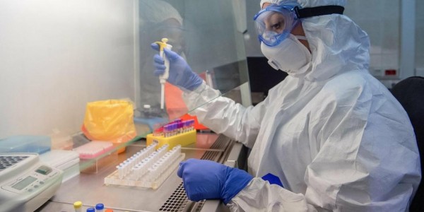 Инфекционист рассказал, как выбрать тест на коронавирус 