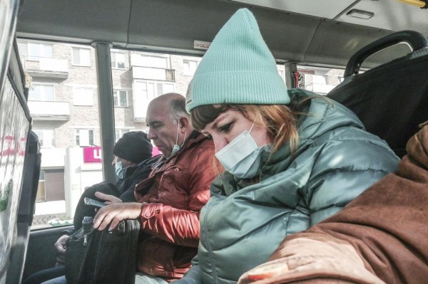 Каждую третью поездку в автобусе тюменцы оплачивают картой "Мир"