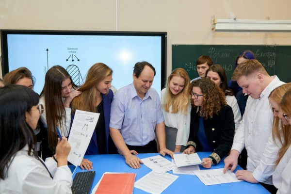 Моор: образование в Тюменской области непрерывно совершенствуется