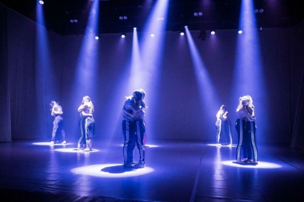 Шоу-кейс даст путевку молодежному театру Тюмени на всероссийский фестиваль Шоу-кейс даст путевку молодежному театру Тюмени на всероссийский фестиваль