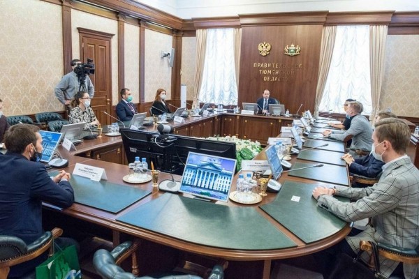 Владимир Сысоев встретился с победителями второго сезона конкурса "Команда Урала"