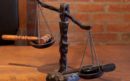 В Тюмени подростку заплатят 160 тысяч рублей за сломанную челюсть