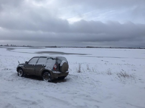 Следователи выясняют обстоятельства смерти рыбака в Тюменской области Следователи выясняют обстоятельства смерти рыбака в Тюменской области