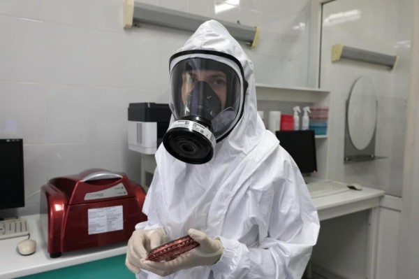 Александр Моор поддержал проект "Спасибо, доктор! Боремся с COVID-19"