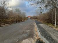 В микрорайоне Тура ремонтируют дороги и строят тротуары