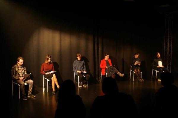 В Тюмени прошла читка пьесы "Сатурация. Альманах историй из красной зоны"