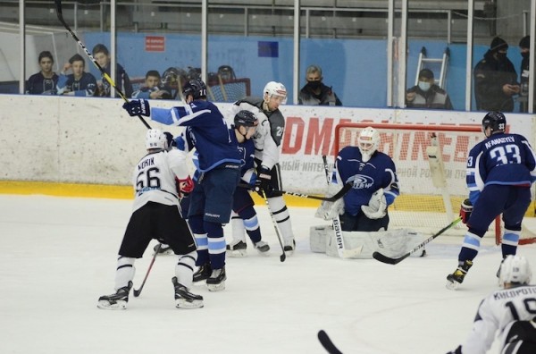 ХК "Рубин" одержал победу в Воронеже