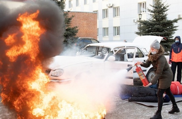 Тюменские волонтеры-медики участвовали в экстремальном конкурсе Тюменские волонтеры-медики участвовали в экстремальном конкурсе