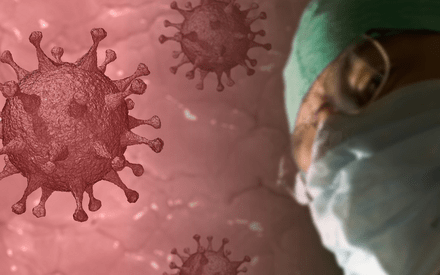 В новогодние праздники медикам удвоят &laquo;ковидные&raquo; выплаты