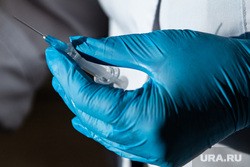 В Тюмени девочка стала инвалидом после прививки