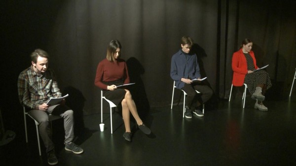 Пьеса "Сатурация" объединила истории врачей и пациентов, считают актеры