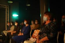 Пьеса "Сатурация" объединила истории врачей и пациентов, считают актеры