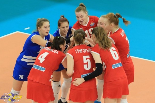 Тюменские волейболистки дома сыграют против калининградской команды