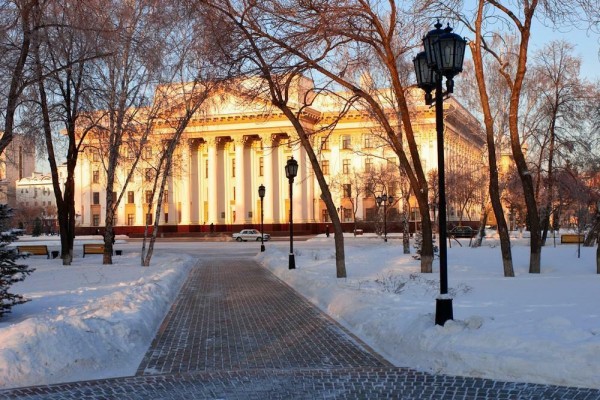 Перспективы сотрудничества с компанией "Газпром нефть" обсудили в правительстве Тюменской области