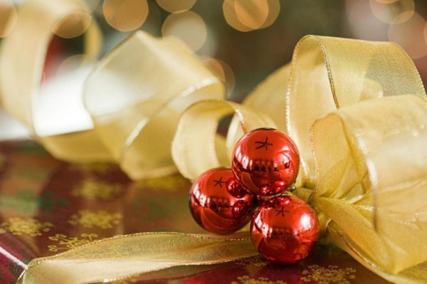 Александр Моор поздравил тюменцев с Рождеством