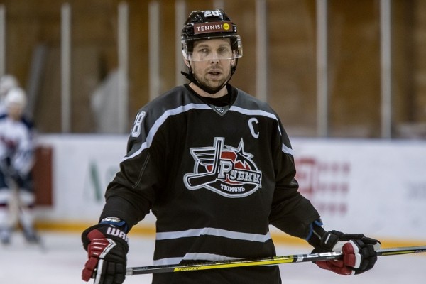 Капитан тюменского "Рубина" вошел в Клуб-300 Капитан тюменского "Рубина" вошел в Клуб-300