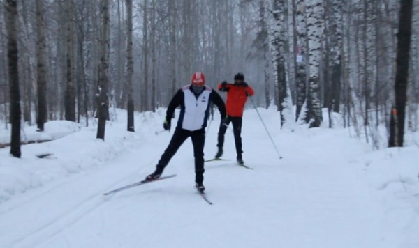 Лыжный забег в поддержку Александра Большунова прошел в Тюмени