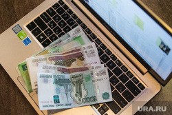 Новости кризиса 28 февраля. Россиянам отказывают в пенсиях, а пожилым предлагают вакансии по 100 тысяч