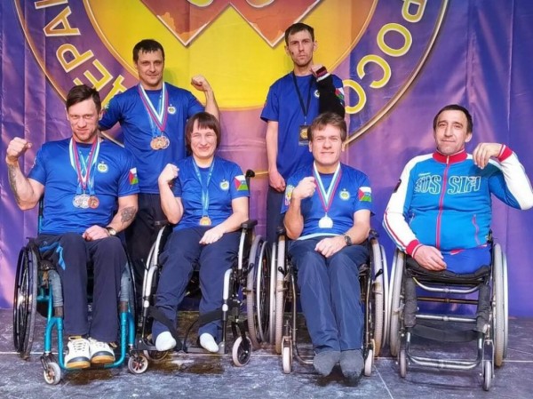 Тюменские армрестлеры с ОВЗ завоевали восемь медалей на первенстве России Тюменские армрестлеры с ОВЗ завоевали восемь медалей на первенстве России