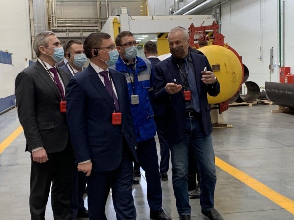 Полпред президента и губернатор проверили реализацию специнвестконтракта "Транснефти" Полпред президента и губернатор проверили реализацию специнвестконтракта "Транснефти"