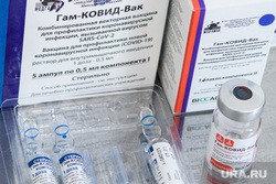 Коронавирус: последние новости 1 марта. Чехия готова пойти против ЕС, до третьей волны пандемии еще далеко