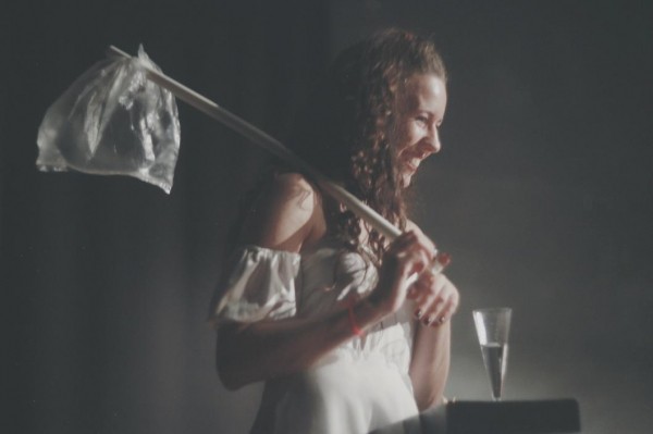 Спектакль о поисках женского счастья представят в Тюмени